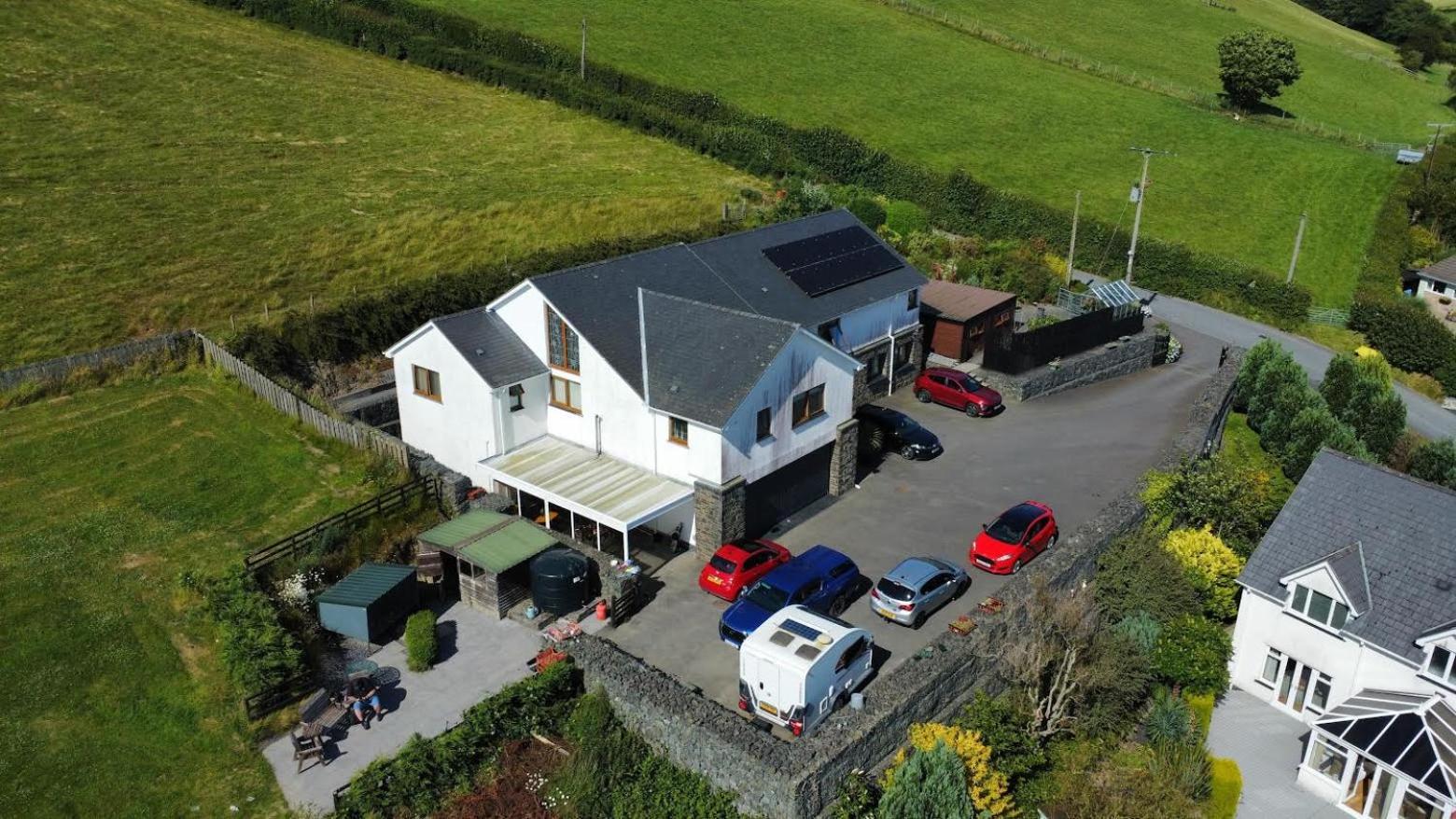 Y Grange Bed & Breakfast Llanfihangel-y-Creuddyn Екстериор снимка