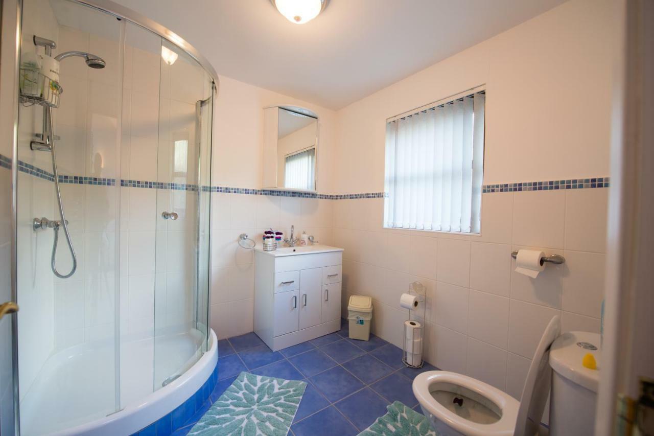 Y Grange Bed & Breakfast Llanfihangel-y-Creuddyn Екстериор снимка